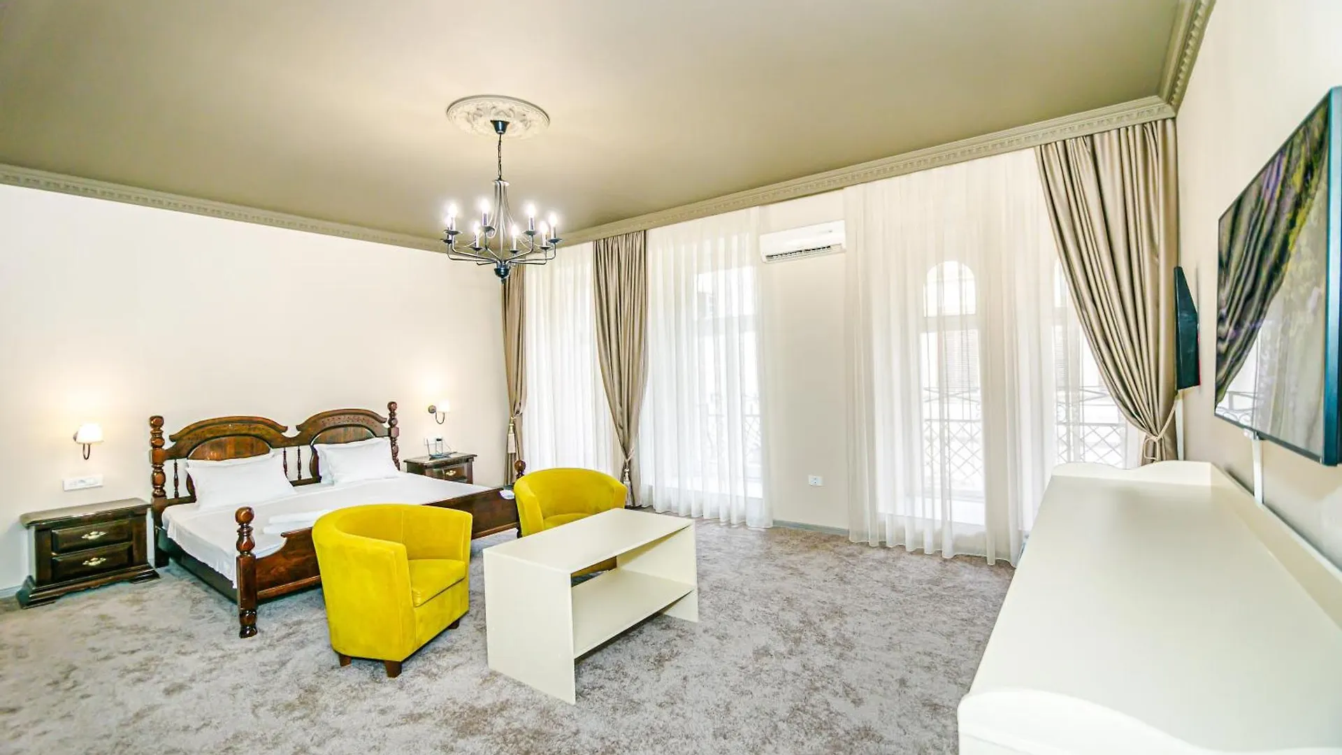 Natavan Apartment By Art Club Baku